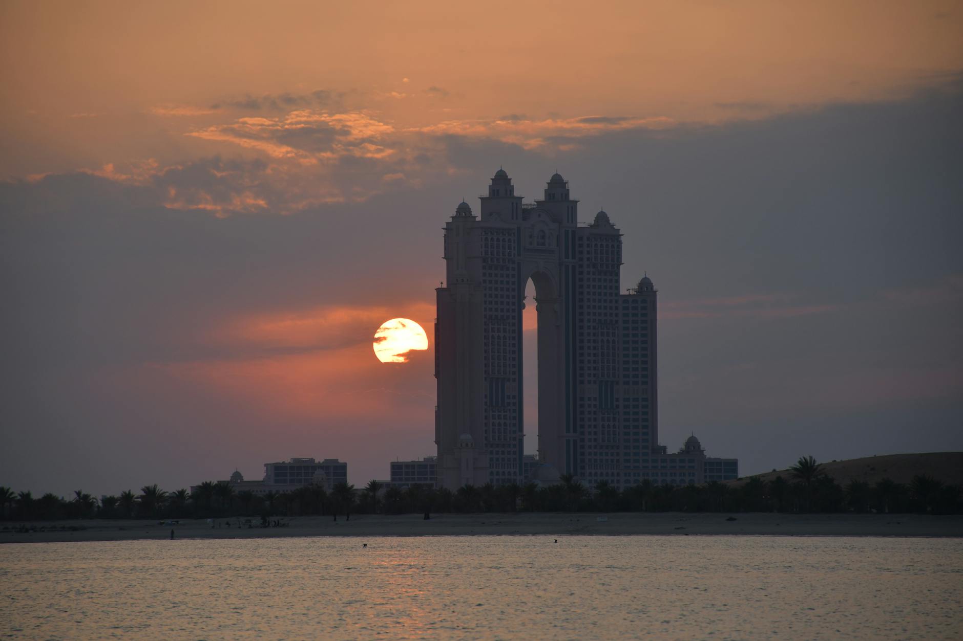 Puesta de sol en Abu Dhabi