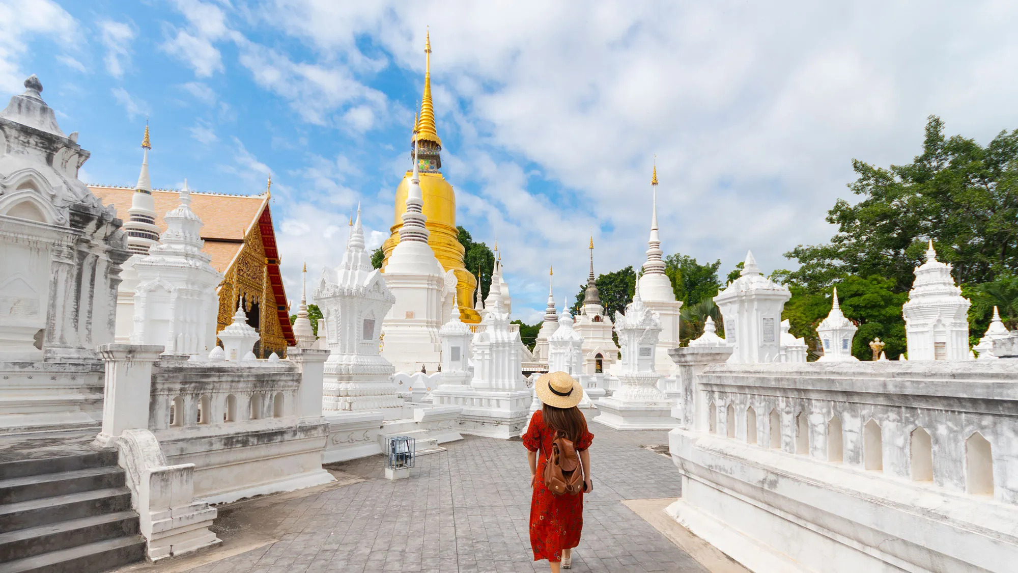Cliente de la agencia de viajes Mi Viajazo paseando por Tailandia Tailandia Romántica viaje con Mi Viajazo Agencia de viajes