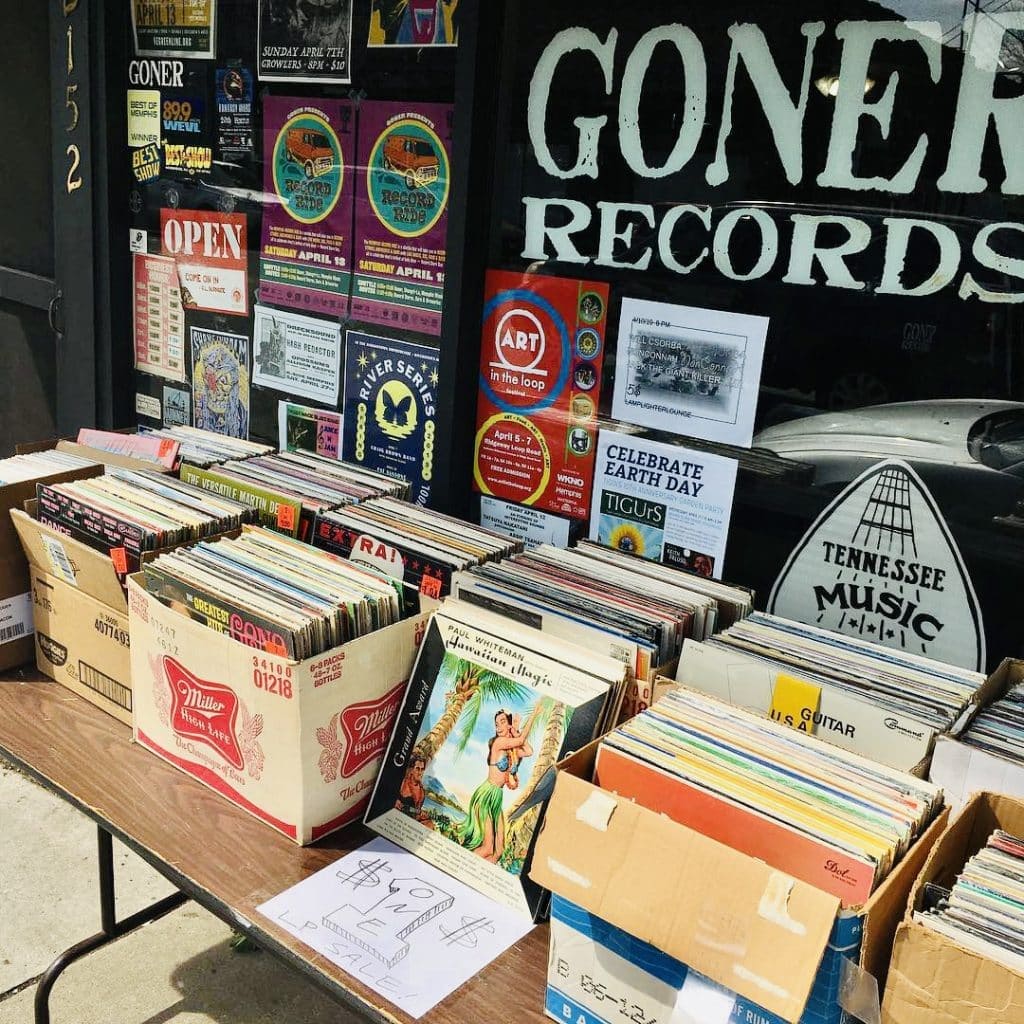 tienda discos eeuu - agencia de viajes Mi Viajazo